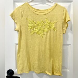 Loft floral embroidered tee in light yellow. Size small